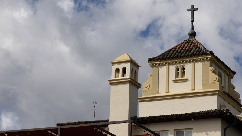 Outdoor photo of building